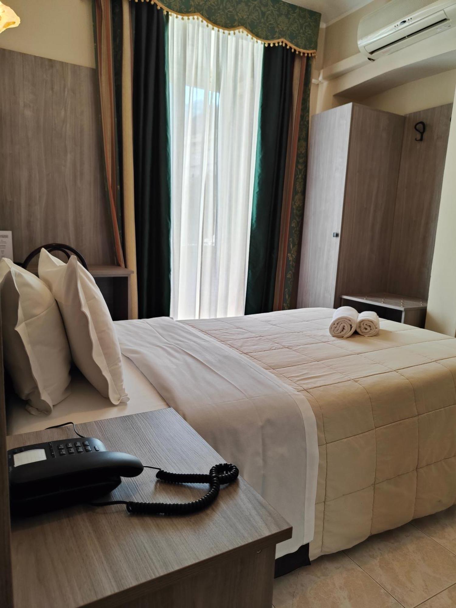 Hotel Romano Turin Bagian luar foto