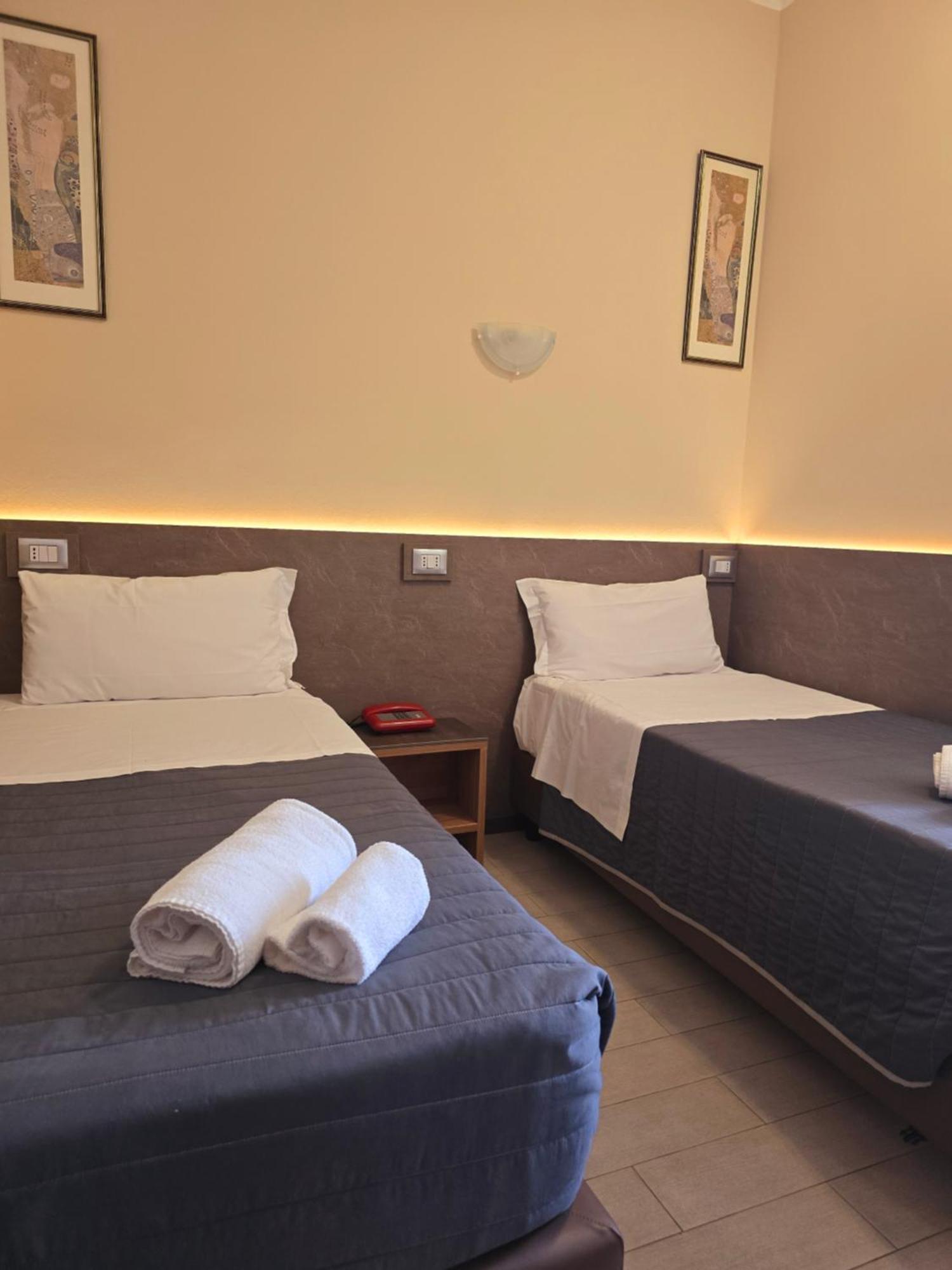 Hotel Romano Turin Bagian luar foto